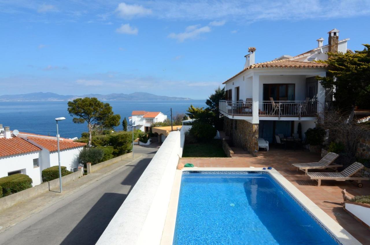 Villa Garbinell L' Escala Екстериор снимка