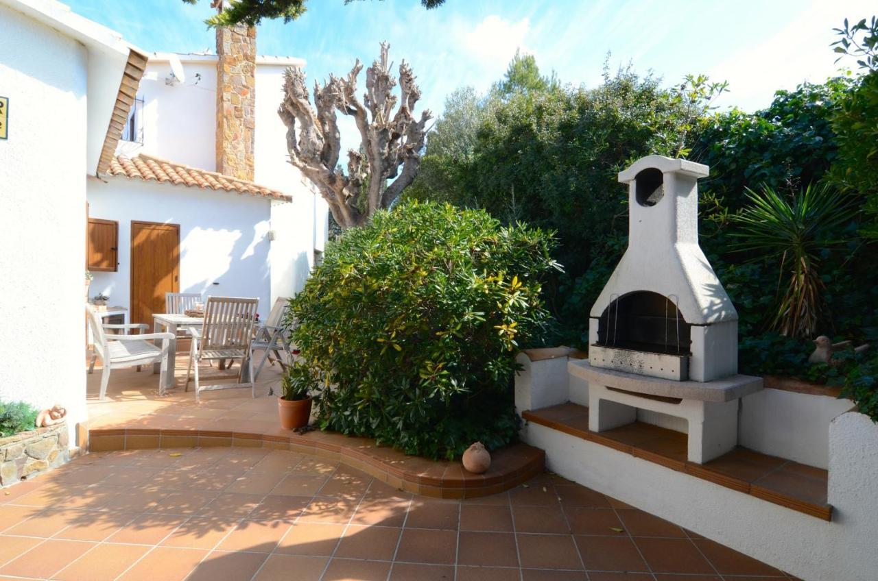 Villa Garbinell L' Escala Екстериор снимка