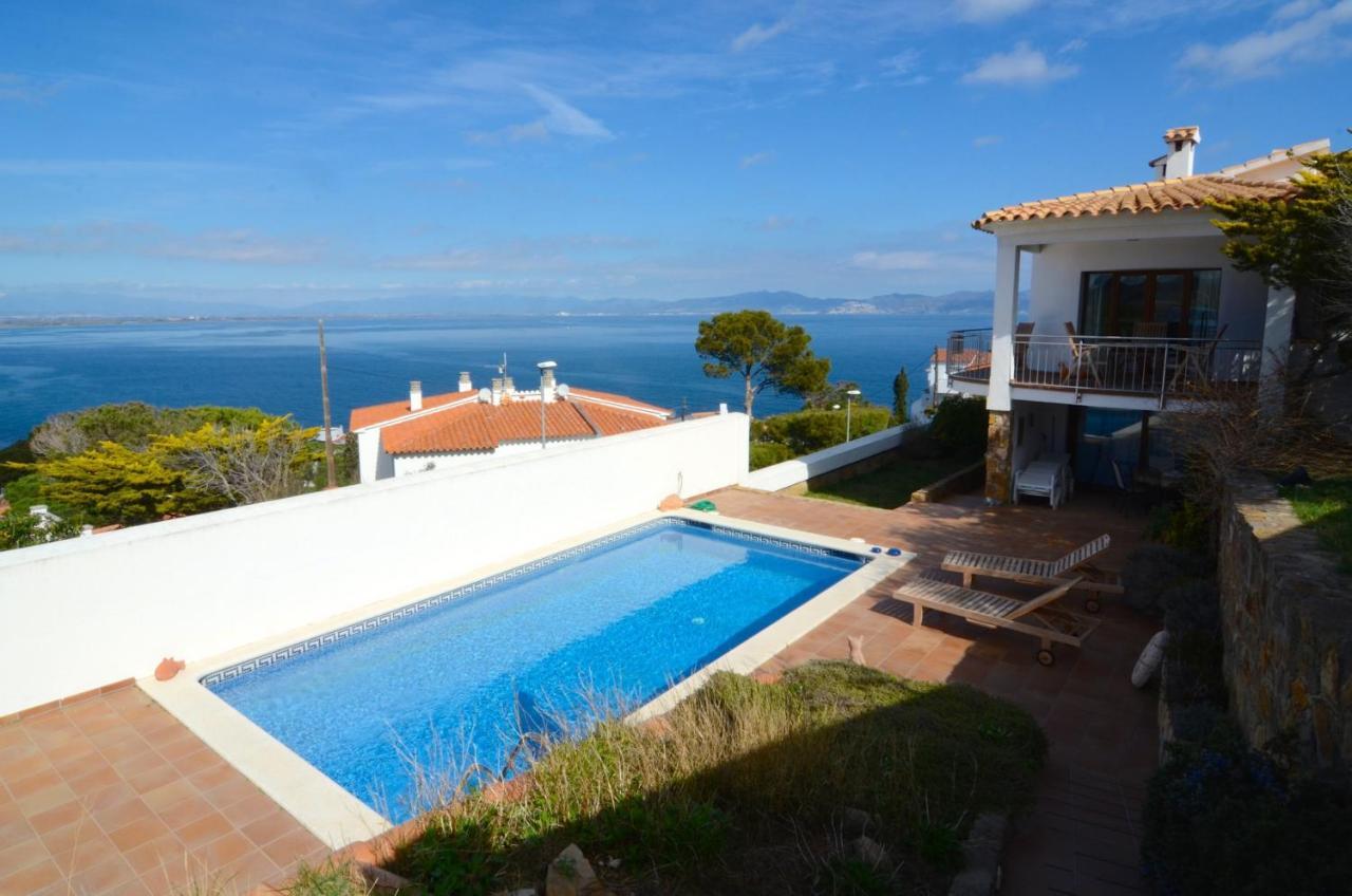 Villa Garbinell L' Escala Екстериор снимка